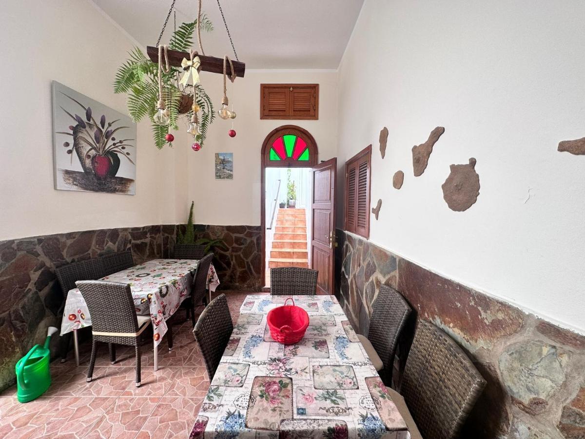 Casa Alamo Agaete Hotel Агаете Екстериор снимка